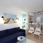 Blue Paradise *