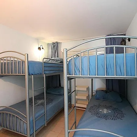 Blue Paradise Apartment *